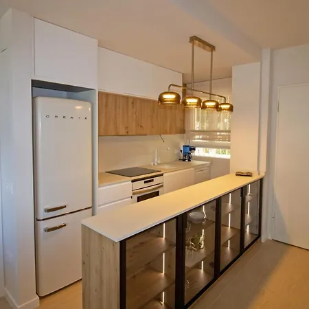 Luxury En Primera Linea - Fontana Real Apartment